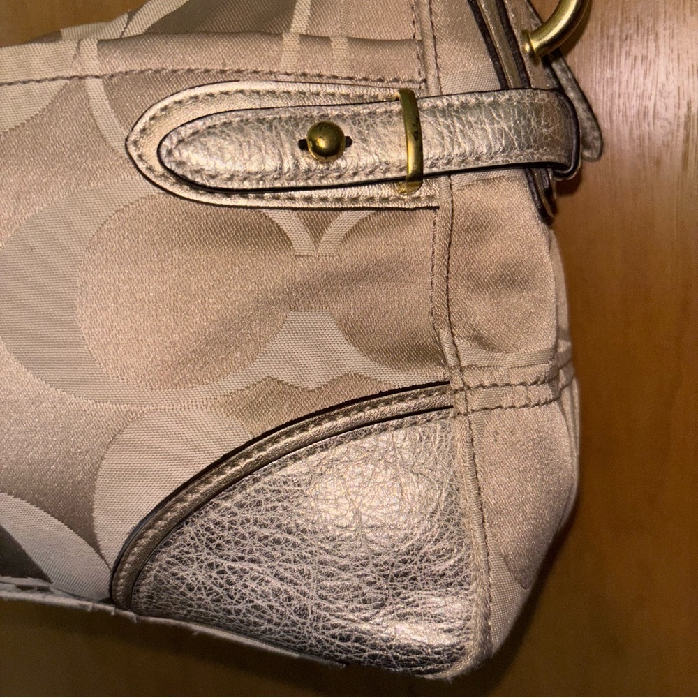 Coach Tan and Gold Shoulder Bag - Picture 7 of 11